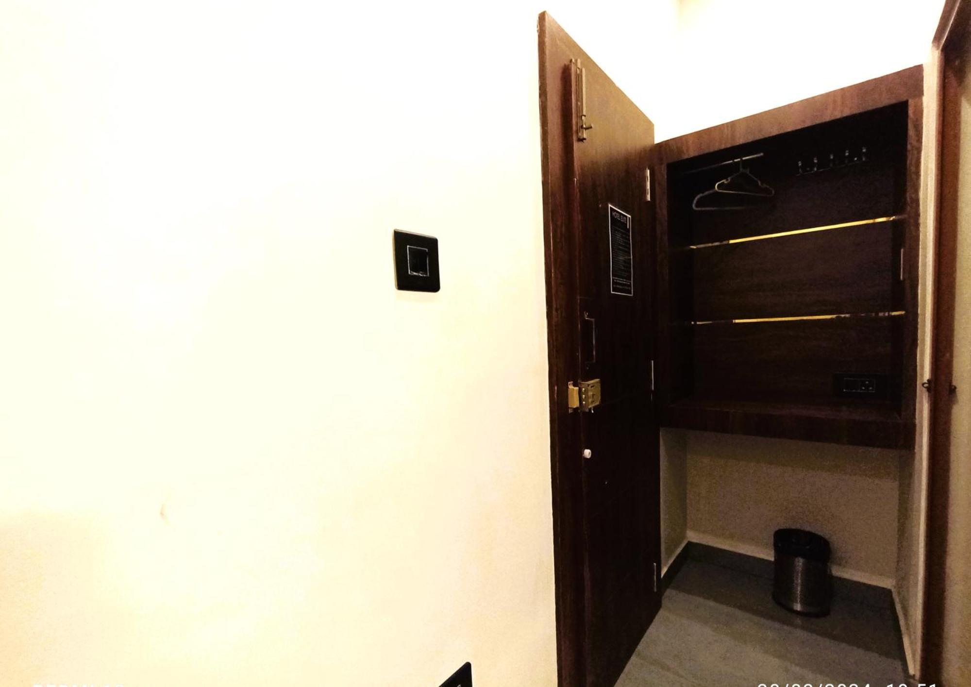 Hotel Elite Rāmeswaram Buitenkant foto